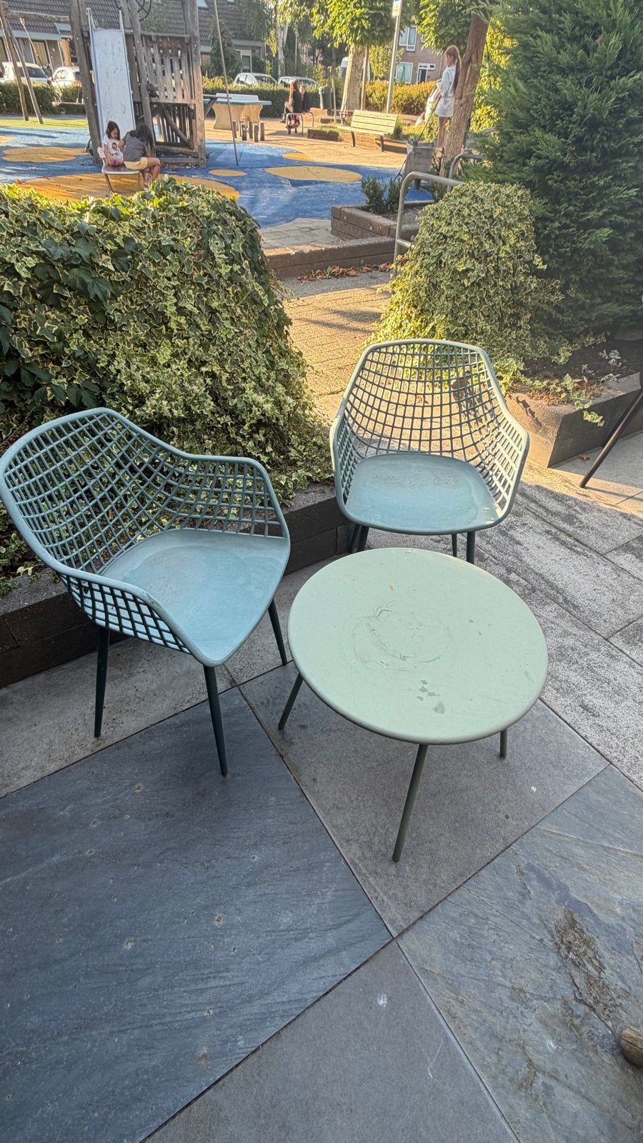 Tuinset met 2 stoelen en een bijzettafel., Kunststof, Gebruikt, Stoel, Tuinset