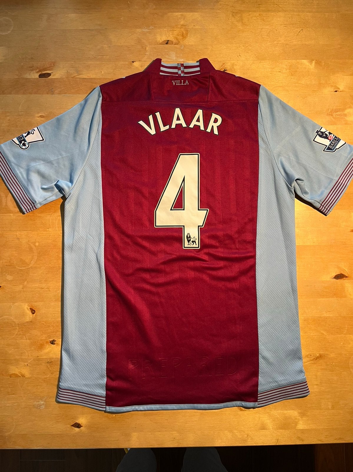 Aston Villa home nr 4 Ron Vlaar XL macron premier league, Sport en Fitness, Maat XL, Ophalen of Verzenden, Gebruikt, Shirt
