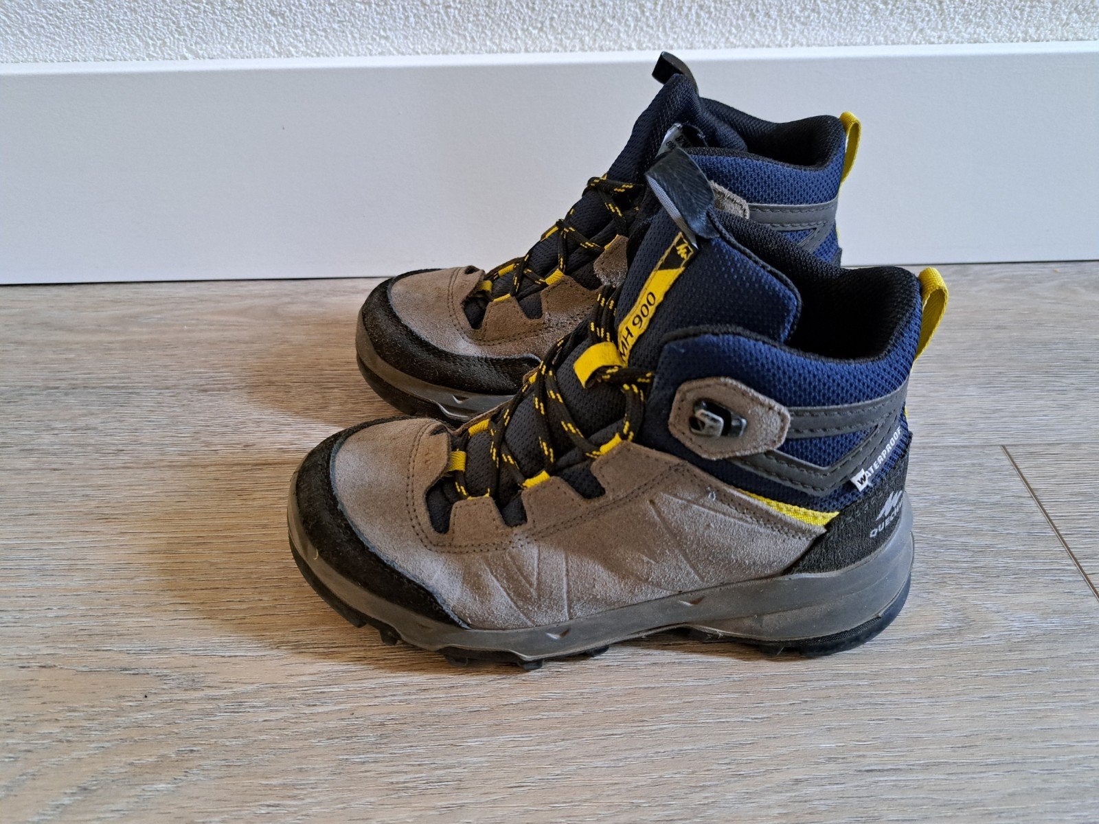 Wandelschoenen Quechua waterdicht maat 32 - als nieuw, Quechua, Jongen of Meisje, Schoenen, Ophalen of Verzenden