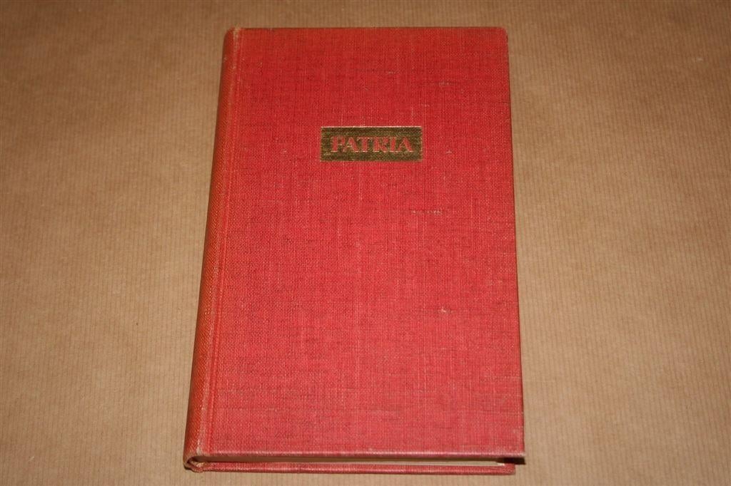 Willibrord en Bonifatius. Patria reeks. 1e druk 1939., Ophalen of Verzenden, Gelezen