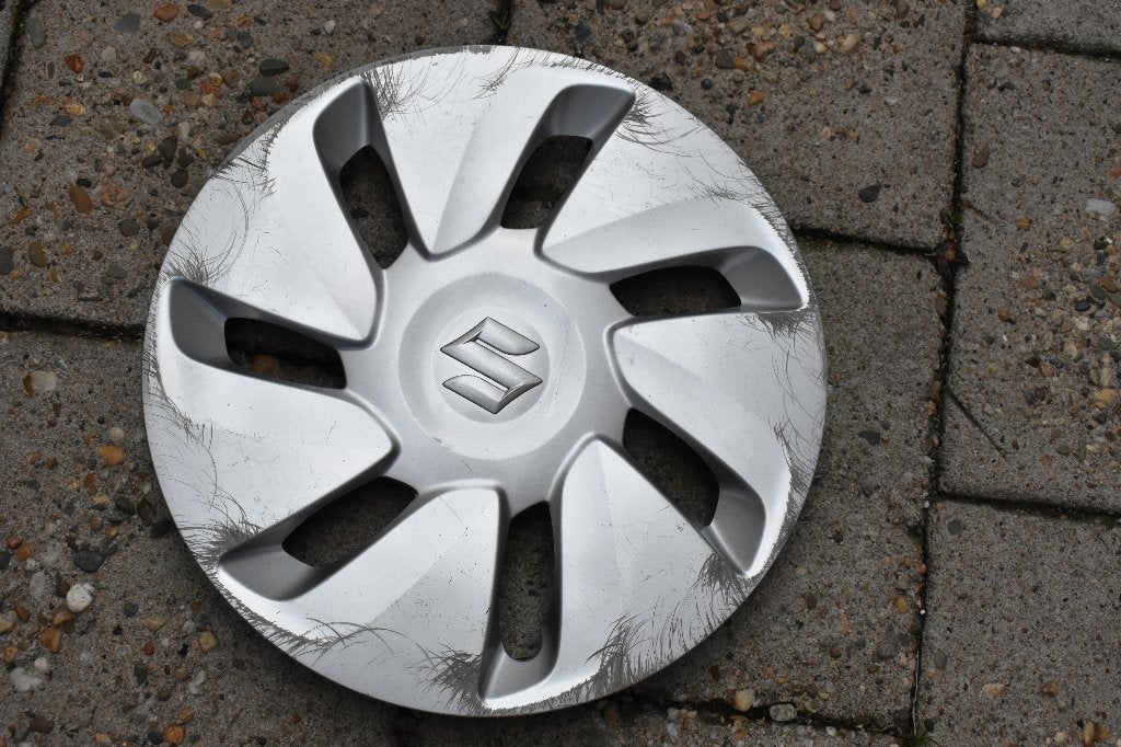 1 losse originele wieldop Suzuki Alto 14 inch (Model 1), Ophalen of Verzenden, Gebruikt