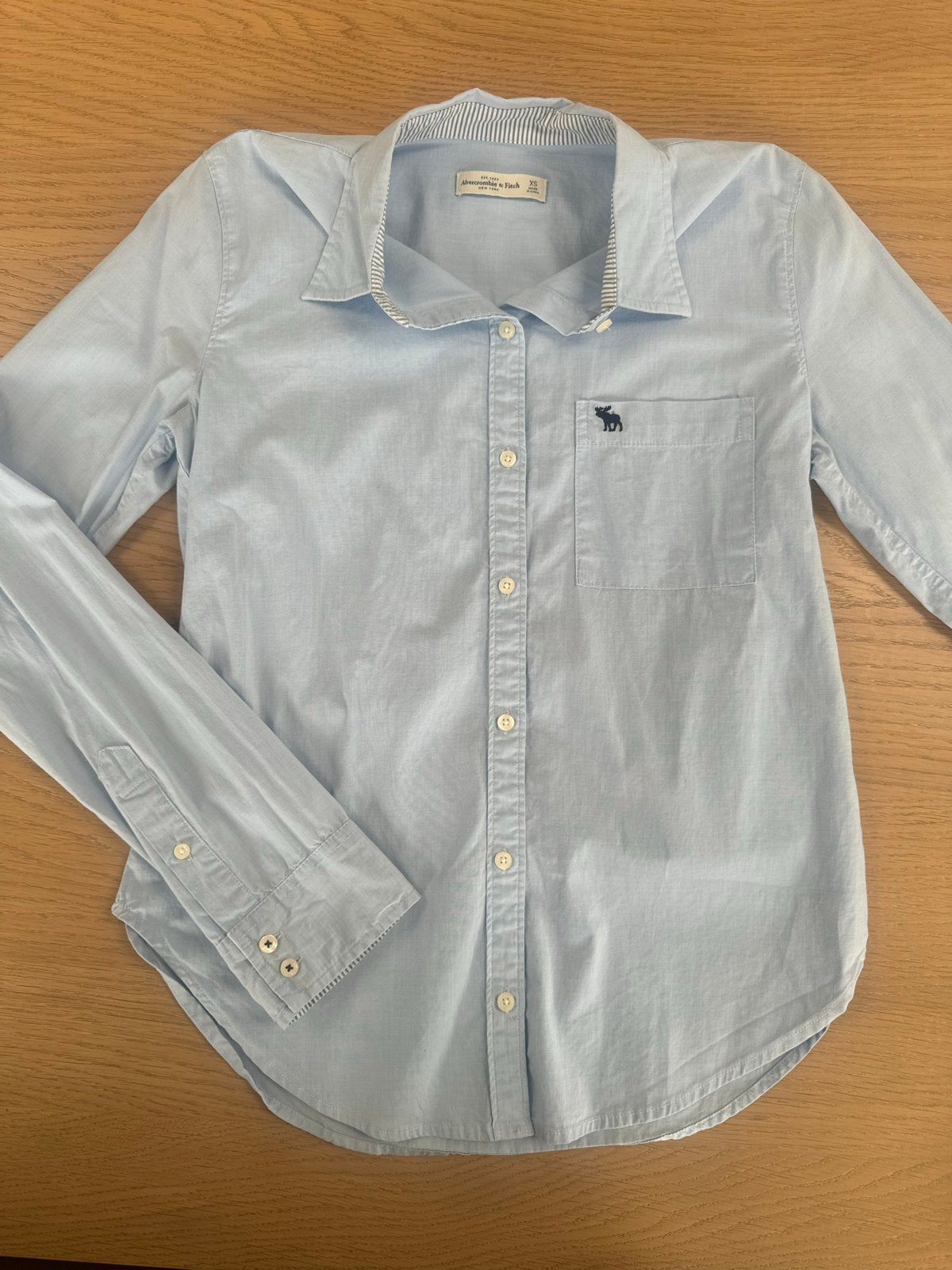 Mooie lichtblauwe dames blouse maat XS van Abercrombie & Fit, Ophalen of Verzenden, Nieuw, Maat 34 (XS) of kleiner, Blauw