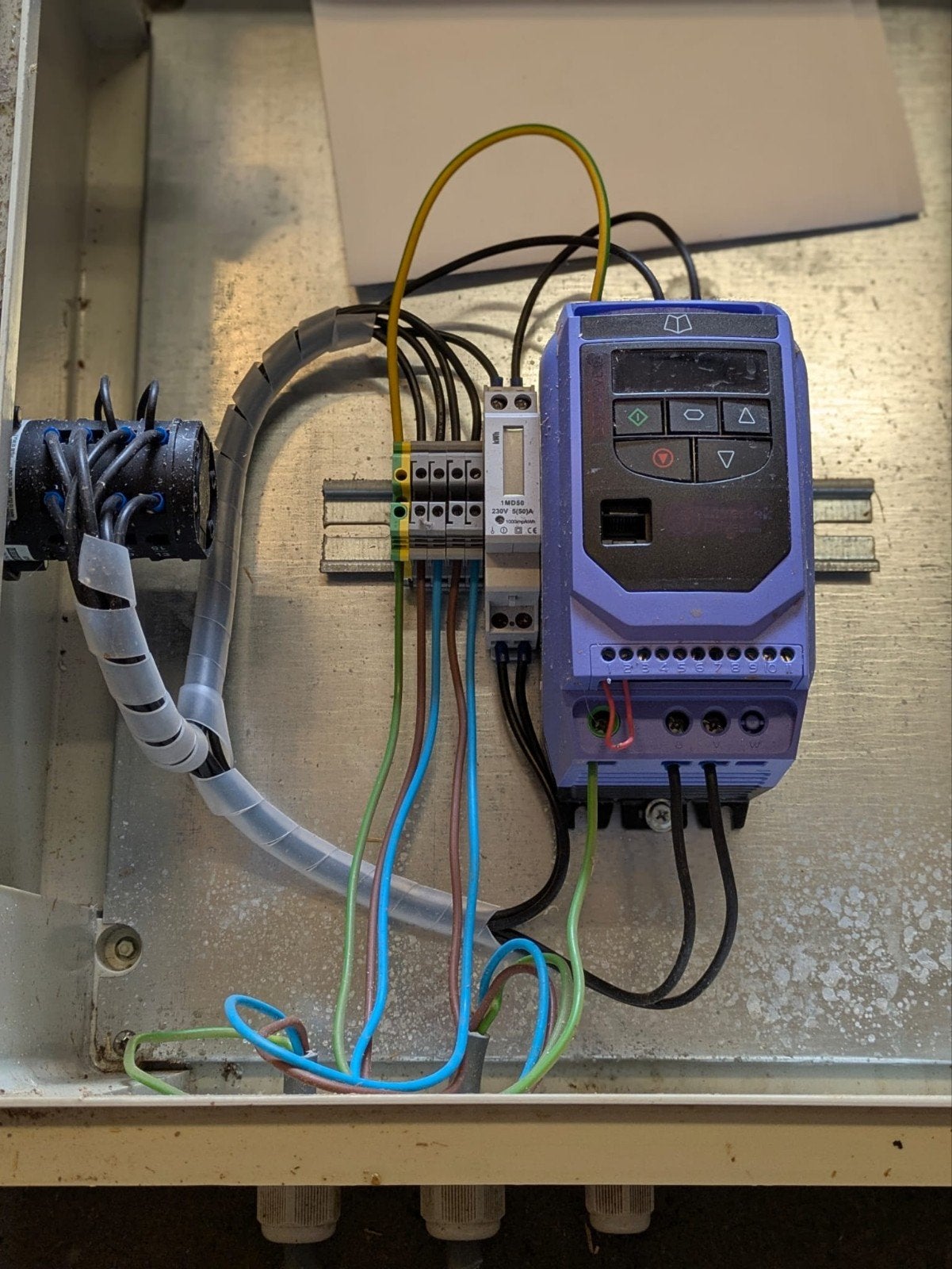 Frequentie regelaar ventilatoren 1 fase agrarisch, Ophalen, Zo goed als nieuw