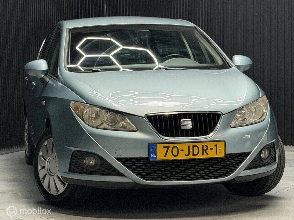 Seat Ibiza 1.4 Stylance|NW APK|NAP|ELEKPAKKET|AIRCO, Voorwielaandrijving, 86 pk, 4 cilinders, Blauw