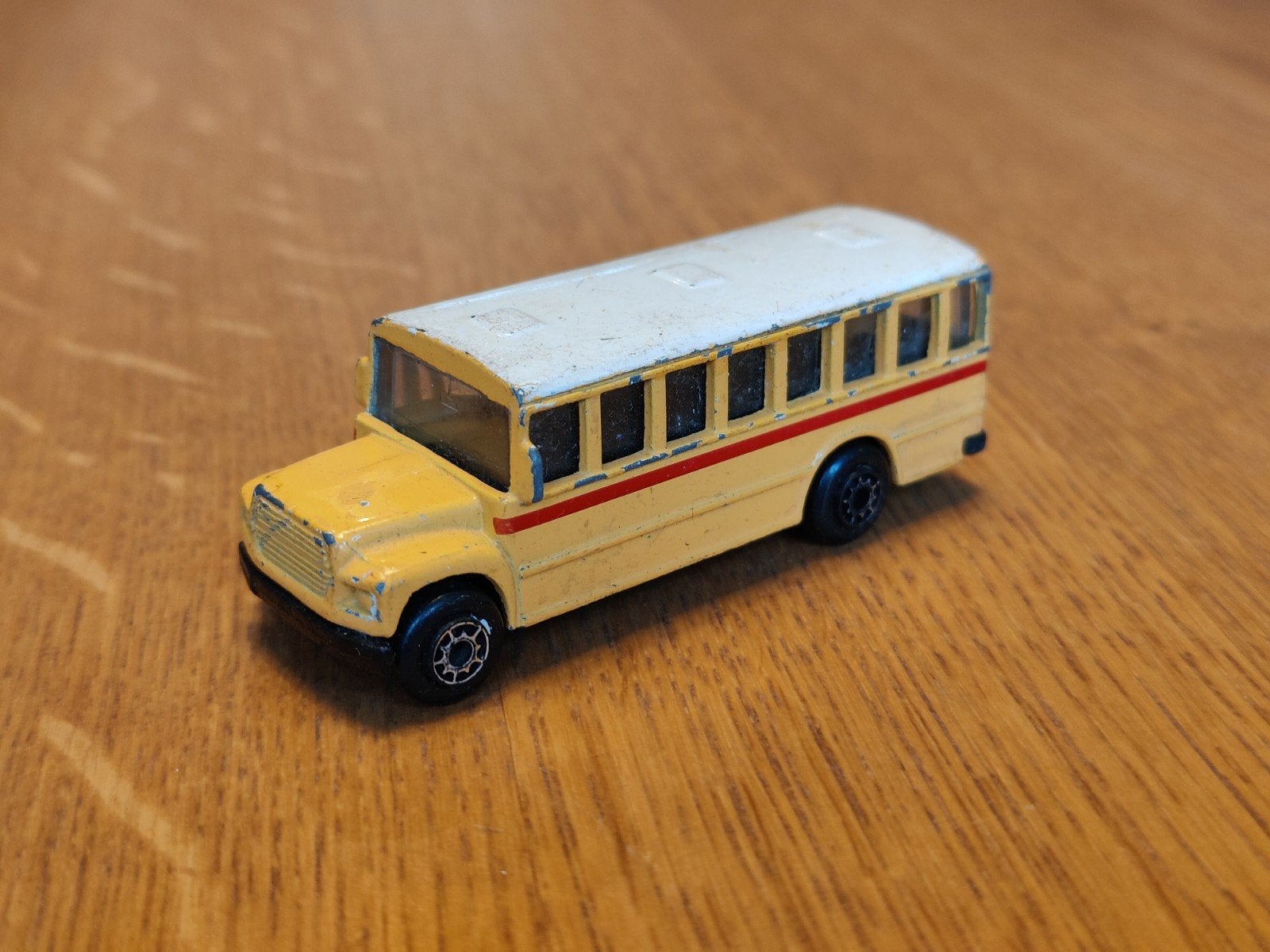 Edocar School Bus GEEL, Ophalen of Verzenden, Zo goed als nieuw, Bus of Vrachtwagen