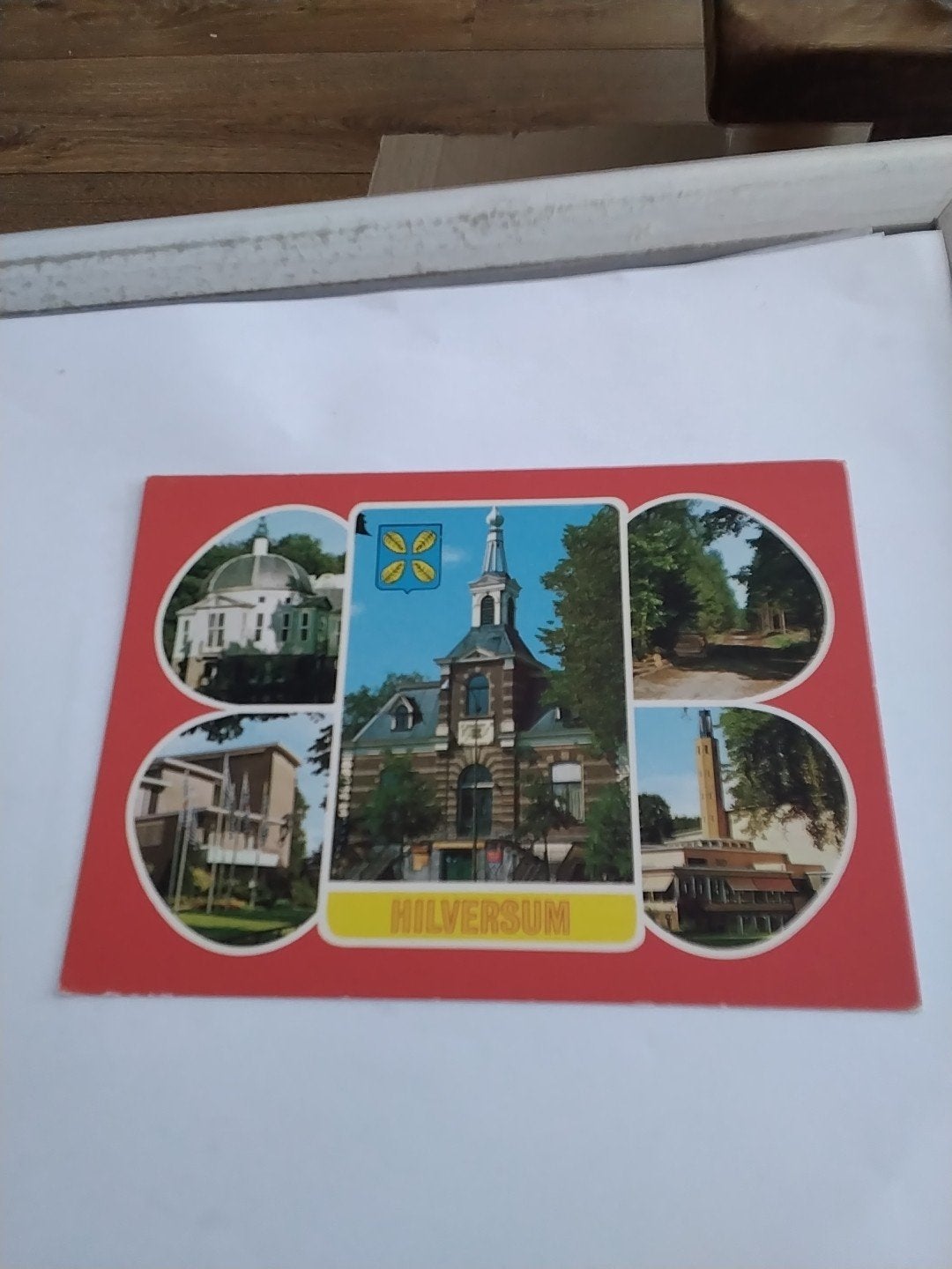 Vintage Ansichtkaart Hilversum - Diverse Gezichten, Ophalen of Verzenden
