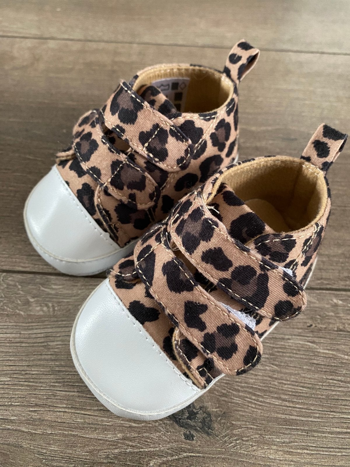 Babyschoentjes maat 18/19, Ophalen of Verzenden, Zo goed als nieuw, Meisje, Schoentjes