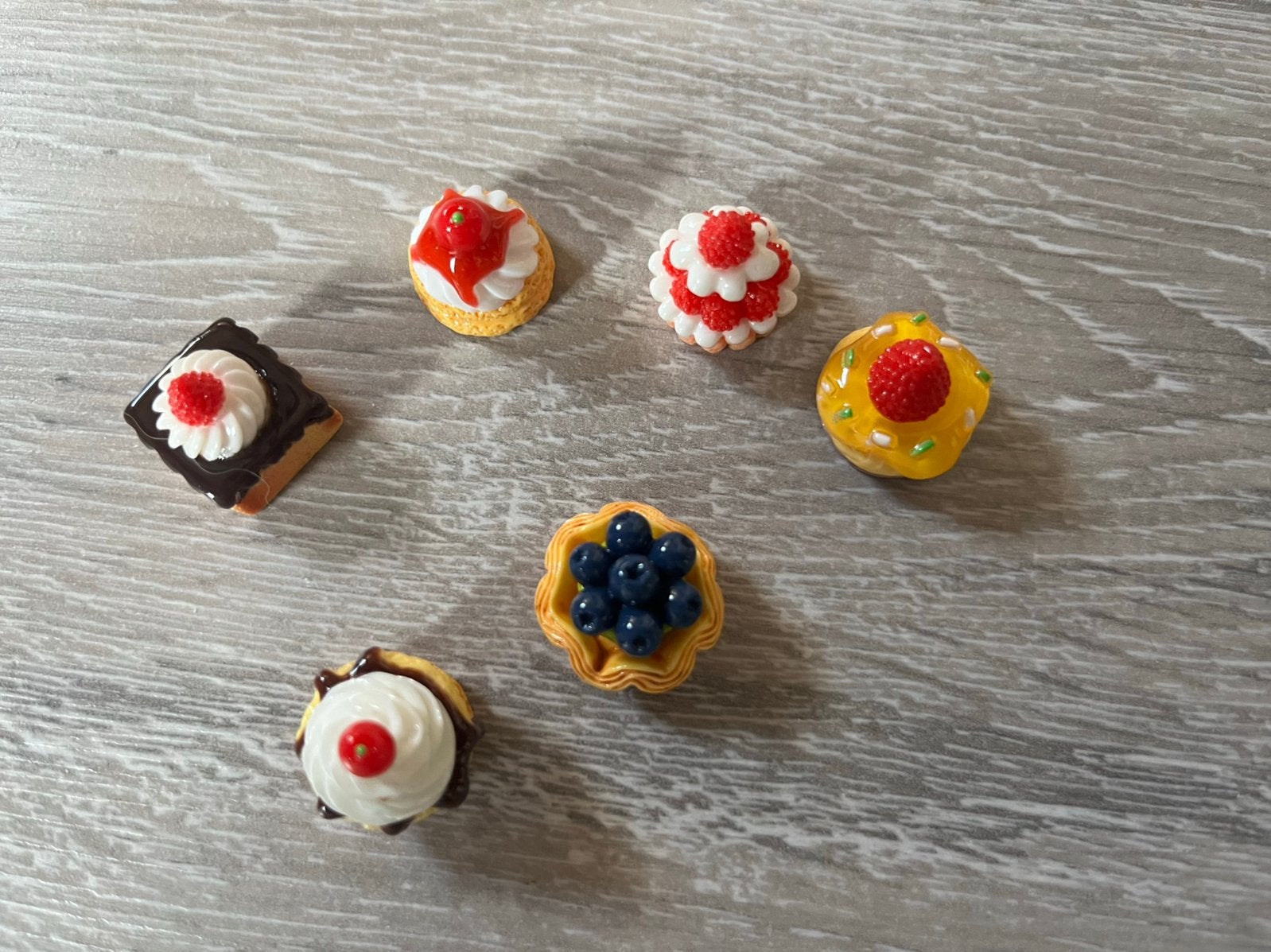 6 gebakjes poppenhuis incl verzenden, Ophalen, Nieuw, Poppenhuis