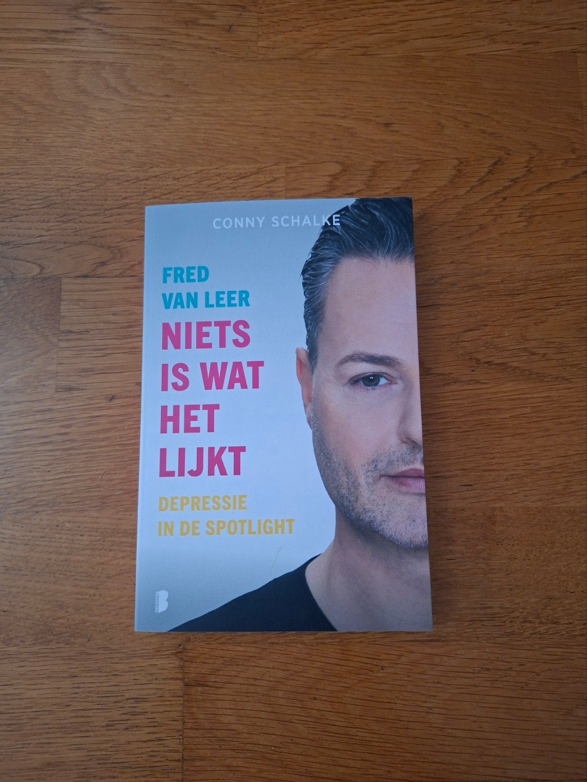 Gesigneerd boek van Fred van Leer - Niets is wat het lijkt, Ophalen, Nieuw