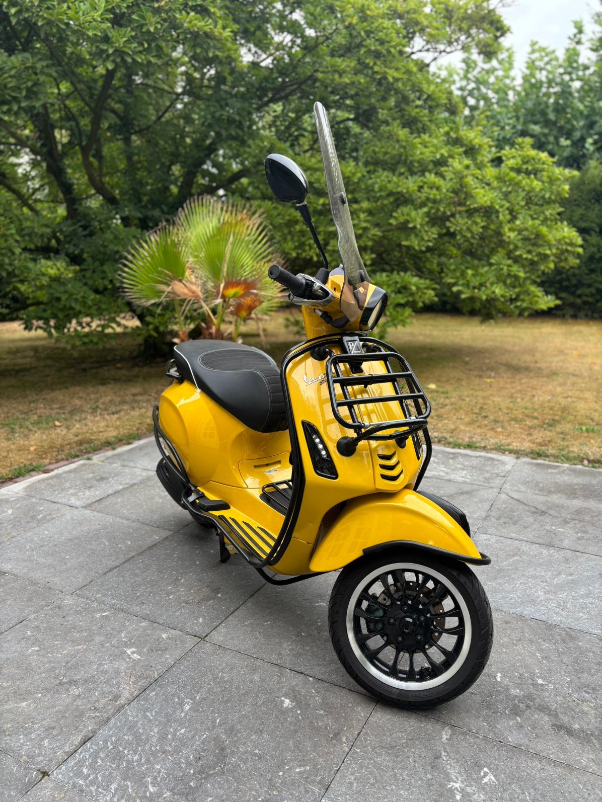 Vespa sprint | 80cc | Full Option | Metallic Geel, Fietsen en Brommers, Ophalen, Gebruikt, Vespa S, 80 cc