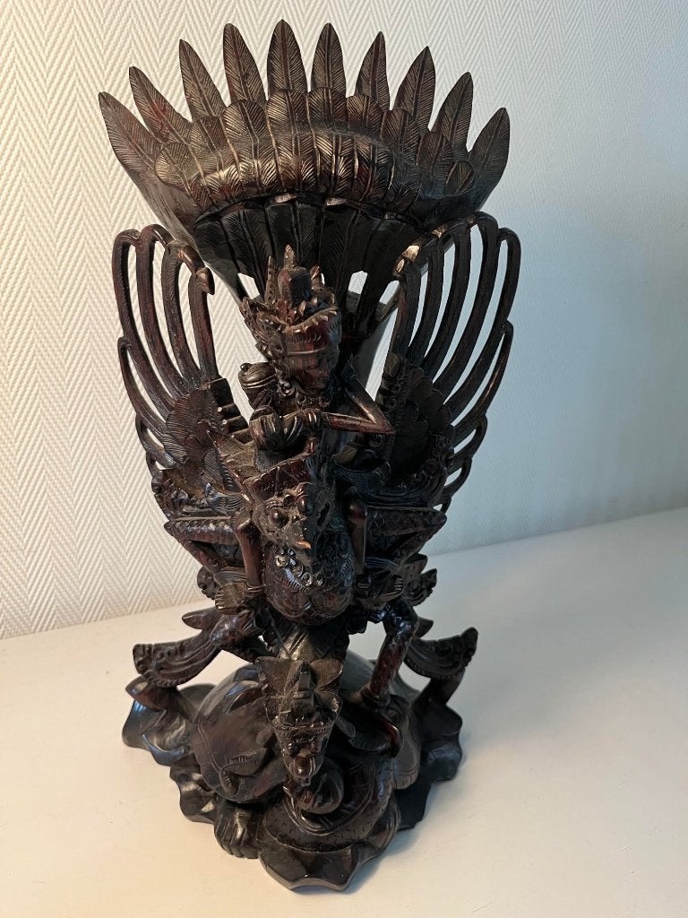 Balinees beeldje Garuda met de god Vishnoe 38cm, Ophalen of Verzenden, Houtsnijwerk