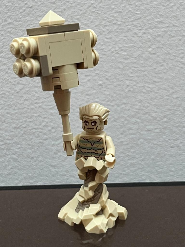 Lego Minifig Marvel - Sandman uit 76114 (sh0537), Marvel, Lego, Compleet, Ophalen of Verzenden