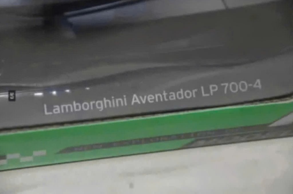 1:18 LAMBORGHINI AVENTADOR matt black Welly NEX in doos WRH, Hobby en Vrije tijd, Verzenden, Zo goed als nieuw, Auto, Welly