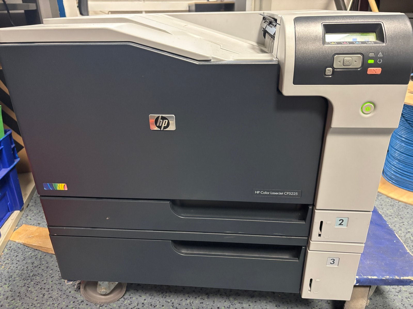 HP Color LaserJet CP5225N A3 Printer met netwerkaansluiting, Computers en Software, Printers, Ophalen, Gebruikt, Printer, Kleur printen