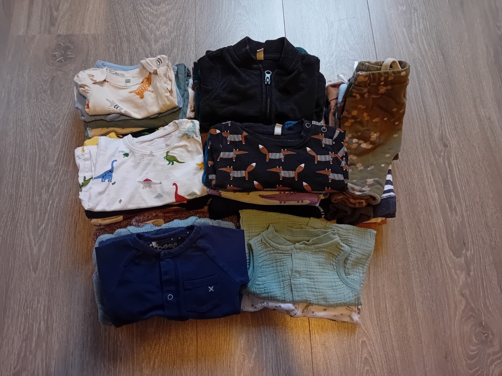 Kledingset maat 50/56 - 37 stuks, Ophalen of Verzenden, Gebruikt, Maat 56