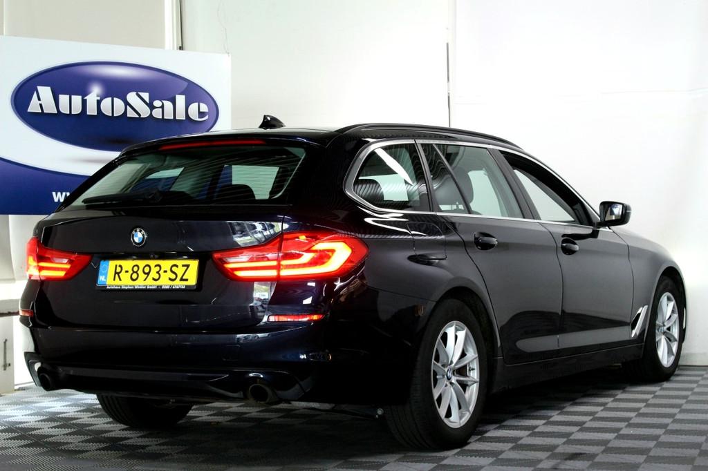 BMW 5 Serie Touring 520i Executive NAVI LED STOELVW CAMERA L, Auto's, 1998 cc, Euro 6, 4 cilinders, 2000 kg