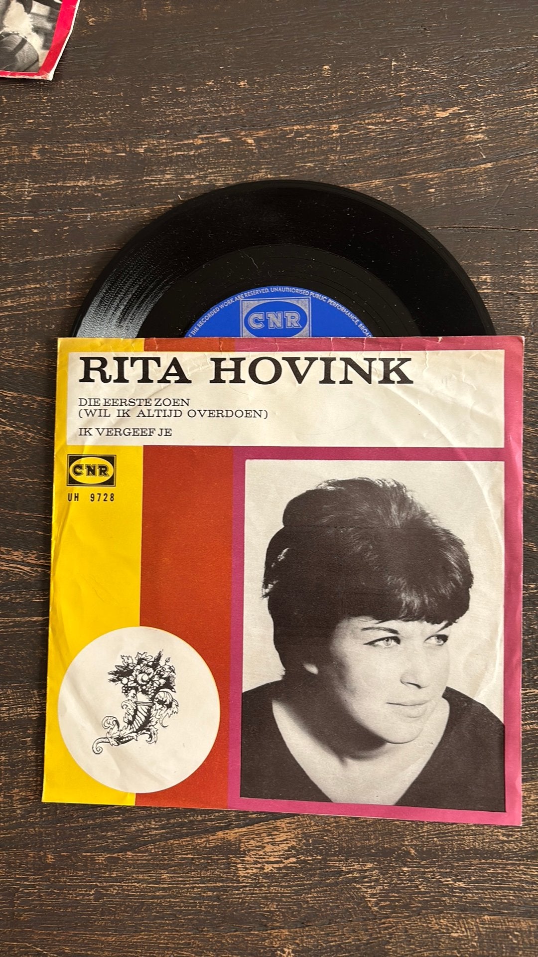 Rita Hovink - Die eerste zoen (wil ik altijd overdoen), Ophalen of Verzenden, Zo goed als nieuw, Nederlandstalig