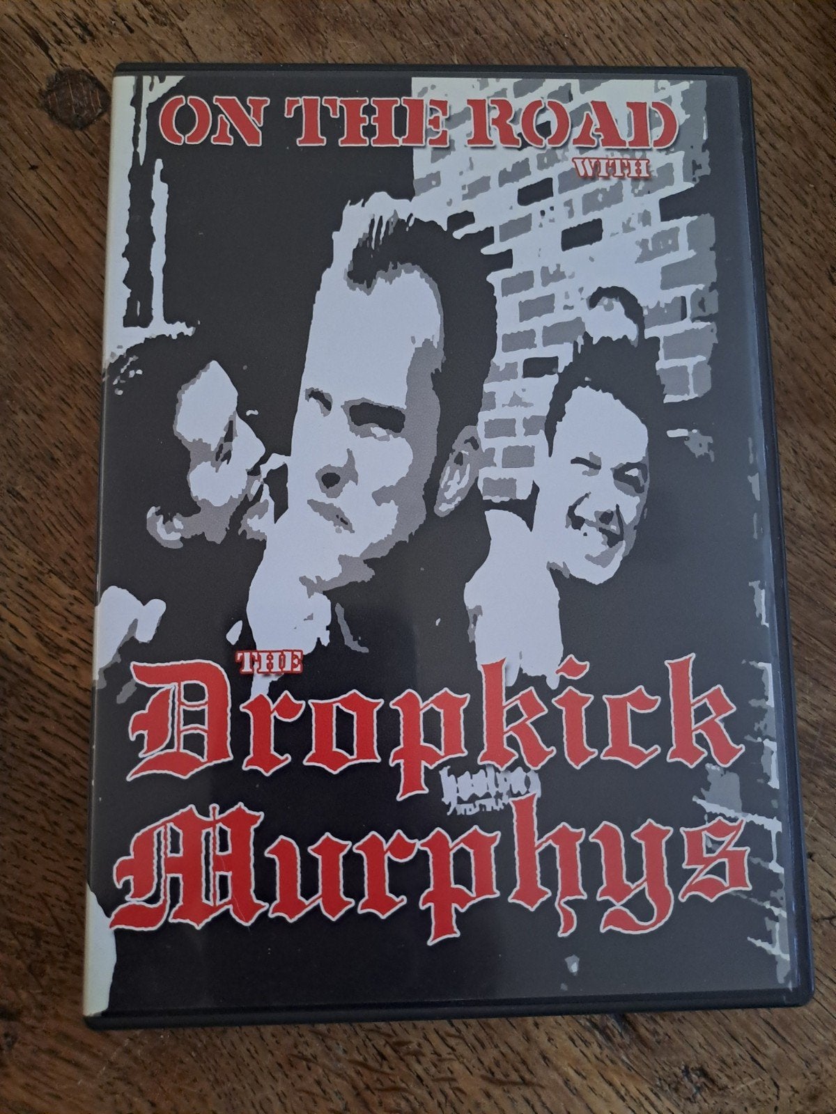 Dropkick Murphys - On the raod dvd, Vanaf 16 jaar, Ophalen of Verzenden, Zo goed als nieuw