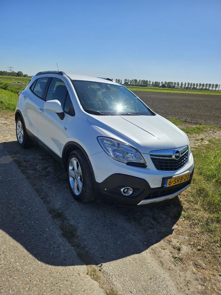 Opel Mokka 1.4 103KW 4WD 2013 Wit, Auto's, Opel, Zwart, 4 cilinders, Wit, Origineel Nederlands