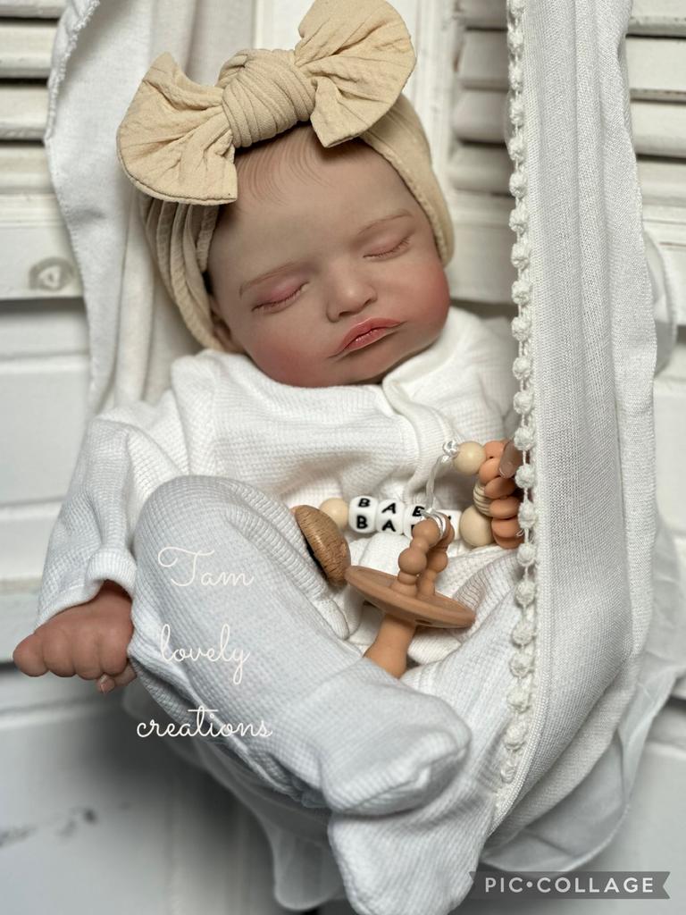 Reborn baby Rosalie, Verzamelen, Poppen, Nieuw, Babypop, Levensecht of Reborn, Ophalen of Verzenden