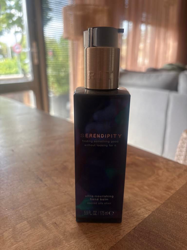 Rituals Serendipity Handbalsem 175 ml, Sieraden, Tassen en Uiterlijk, Uiterlijk | Lichaamsverzorging, Ophalen, Nieuw, Bodylotion, Crème of Olie