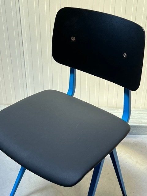 Result eetkamerstoel Friso Kramer vintage Ahrend stoel blauw, Huis en Inrichting, Stoelen, Gebruikt, Leer, Blauw, .