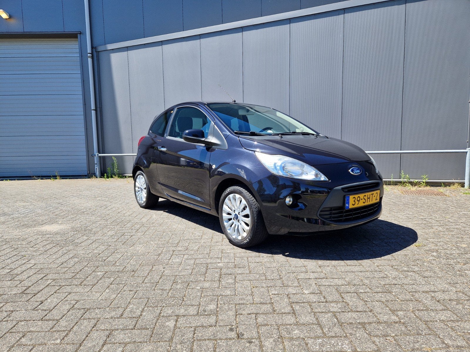Ford Ka 1.2 69pk 2011 Zwart, Auto's, Voorwielaandrijving, 1242 cc, 4 cilinders, 4 stoelen