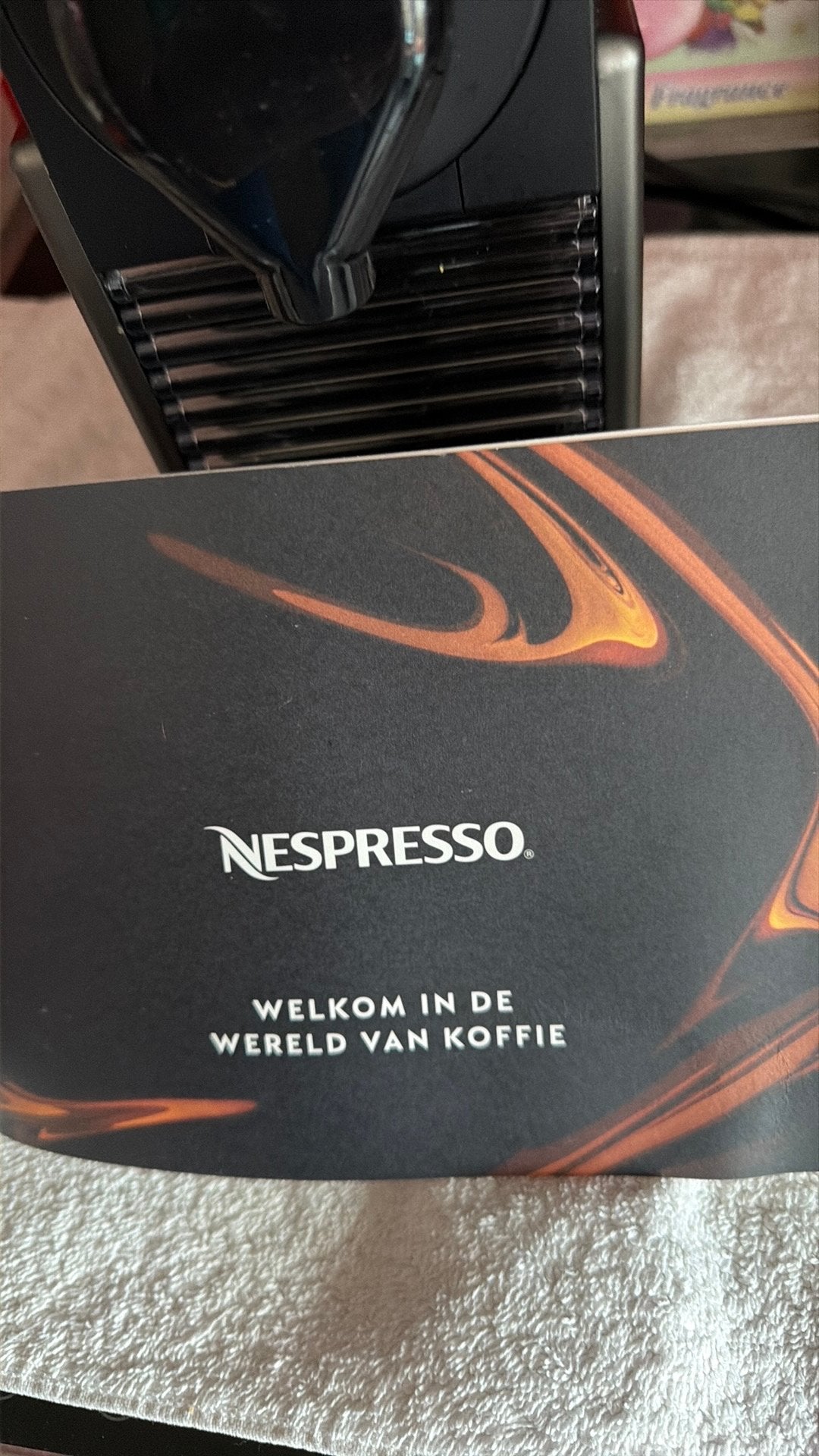 Foto 7 van Nespresso Krups koffiezetapparaat - Zo goed als nieuw