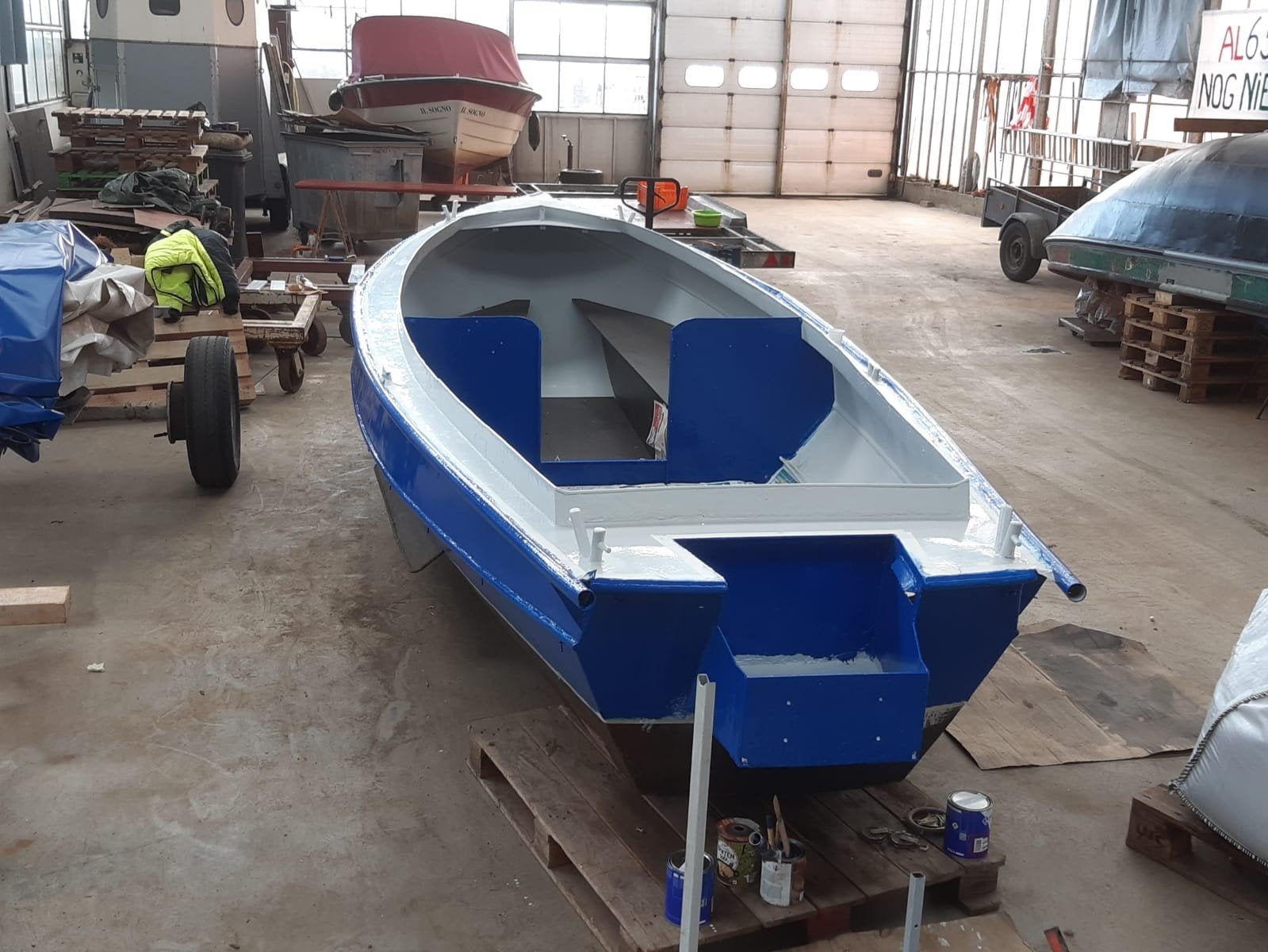 Schuit +/- 10m met mooi hout, stuur, afstandsbediening, Watersport en Boten, Accessoires en Onderhoud, Ophalen
