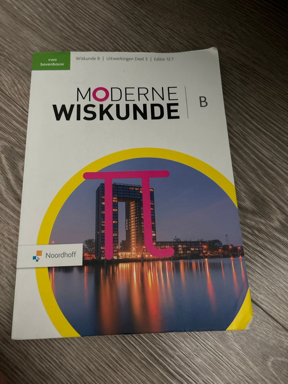 Moderne Wiskunde B Uitwerkingen Deel 3 VWO Bovenbouw, Ophalen of Verzenden, Beta, Zo goed als nieuw, Overige niveaus