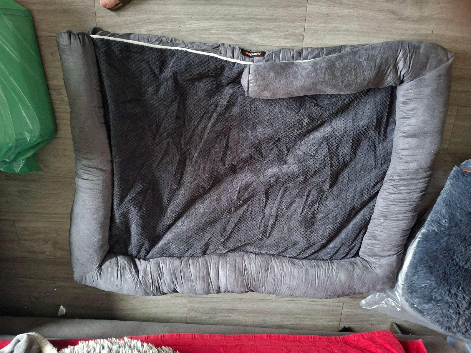 Groot Hondenbed, Ophalen, Nieuw