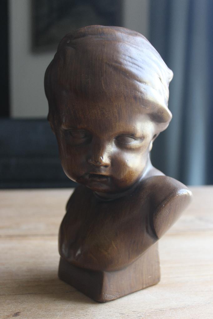 Gebr. van Paridon - Kinderbuste Nr. 520, Buste, Ophalen of Verzenden, 20 - 50 cm, Scène