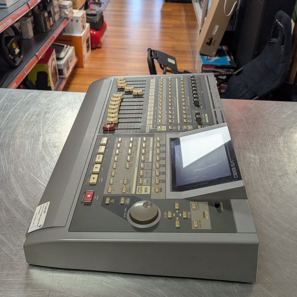 Roland VS-1680 Digital Studio Workstation, Roland, Zo goed als nieuw, Support@roland.com, 10910 Culver Blvd
Culver City, CA 90230
USA