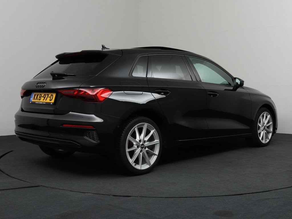 Audi A3 Sportback 40 TFSI e S-Line B&O | Panoramadak | Camer, Auto's, Audi, Stof, Gebruikt, 4 cilinders, 1535 kg
