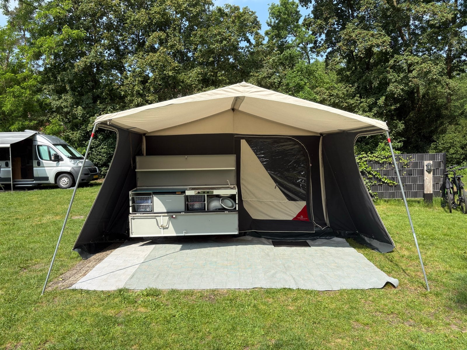 Combi Camp Venezia 2003 vouwwagen met keuken, Ophalen, Gebruikt