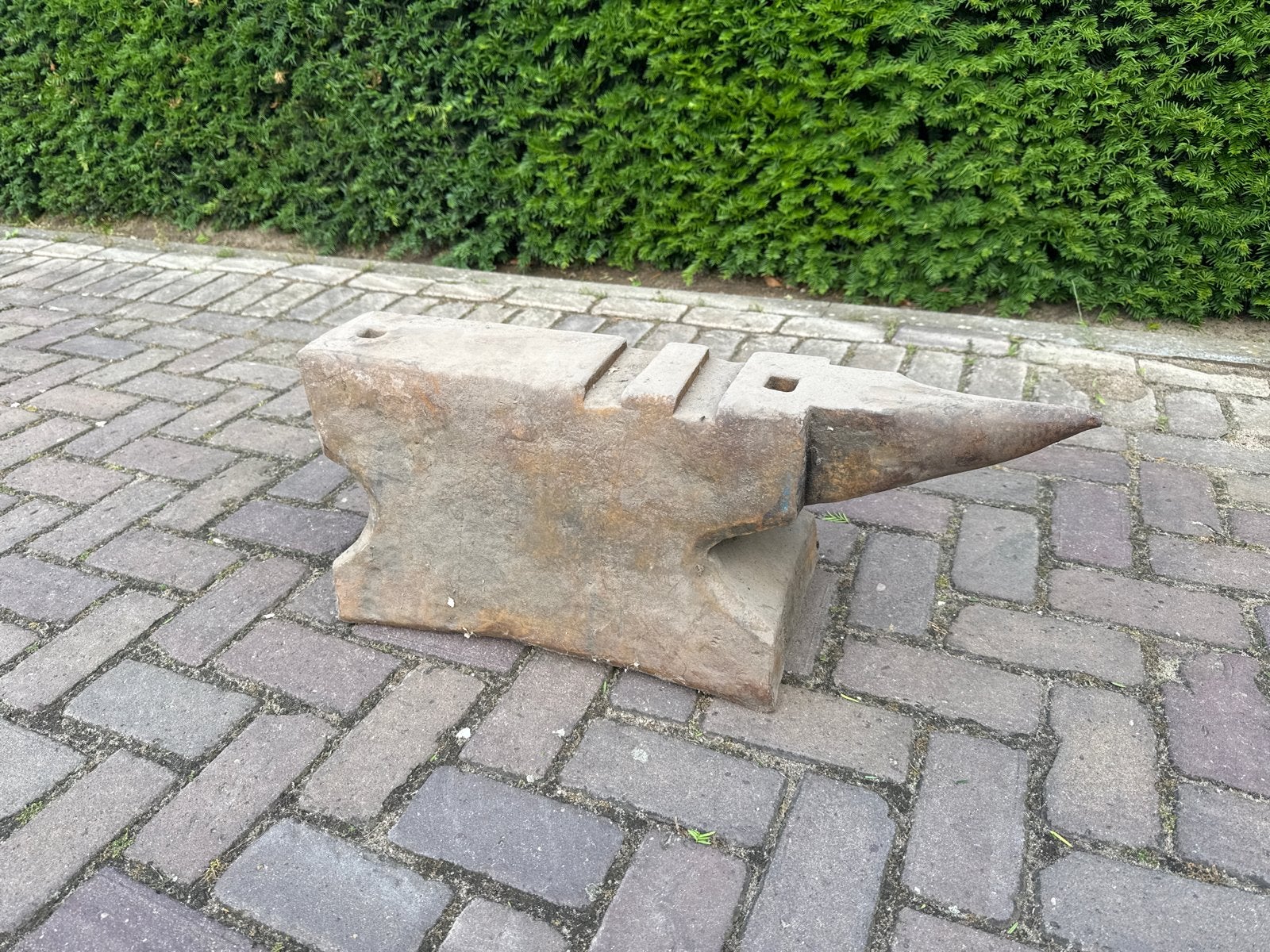 Robuust Aambeeld - Ideaal voor Smeden en Metaalbewerking, Doe-het-zelf en Verbouw, Ophalen, Gebruikt