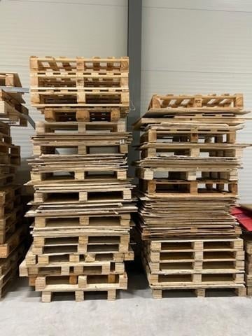 pallets en houten platen (Gratis af te halen), Ophalen, Gebruikt, Minder dan 25 mm, Pallet
