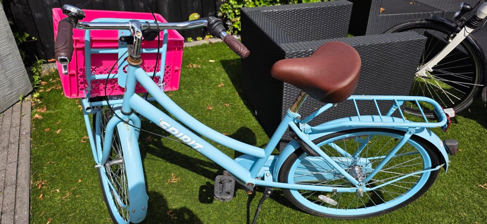 Spirit fiets 26 inch met mand - Nieuwegein, Ophalen, Zo goed als nieuw, 26 inch of meer, Handrem
