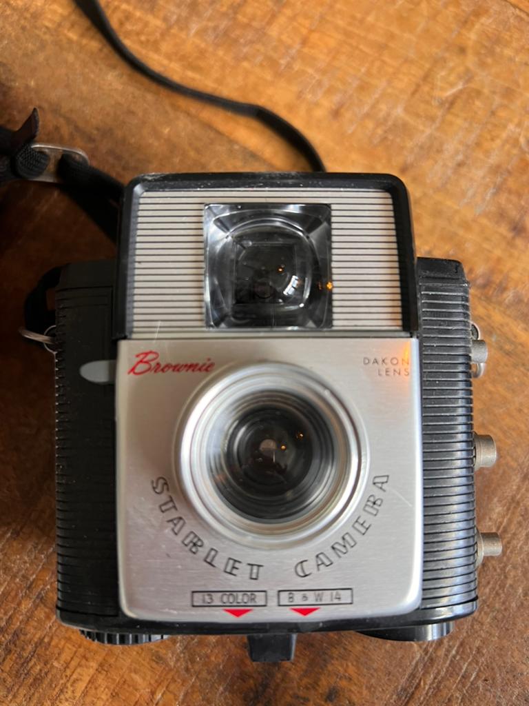 Kodak Brownie Starlet met Dakon lens, Ophalen of Verzenden, Compact, Kodak