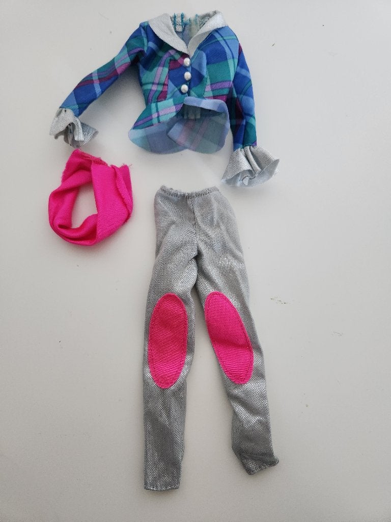 Paardrijkleding - Barbie - 1994, Ophalen of Verzenden, Zo goed als nieuw, Kleertjes