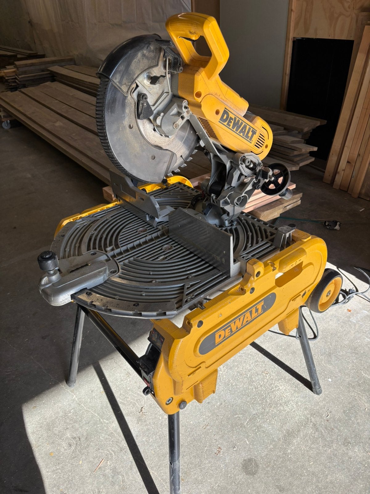 DeWalt D27107-qs kantelzaag motor defect, Ophalen, Gebruikt, 70 mm of meer, Afkortzaag