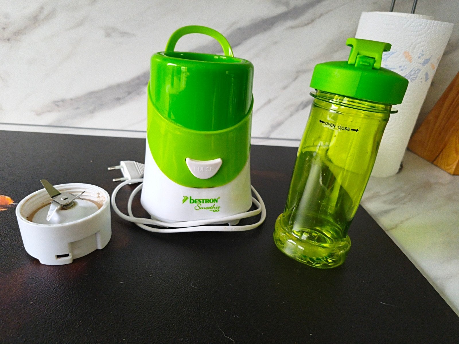 Bestron Smoothie Maker - Compact en Handig, Ophalen, Gebruikt, Blender to go