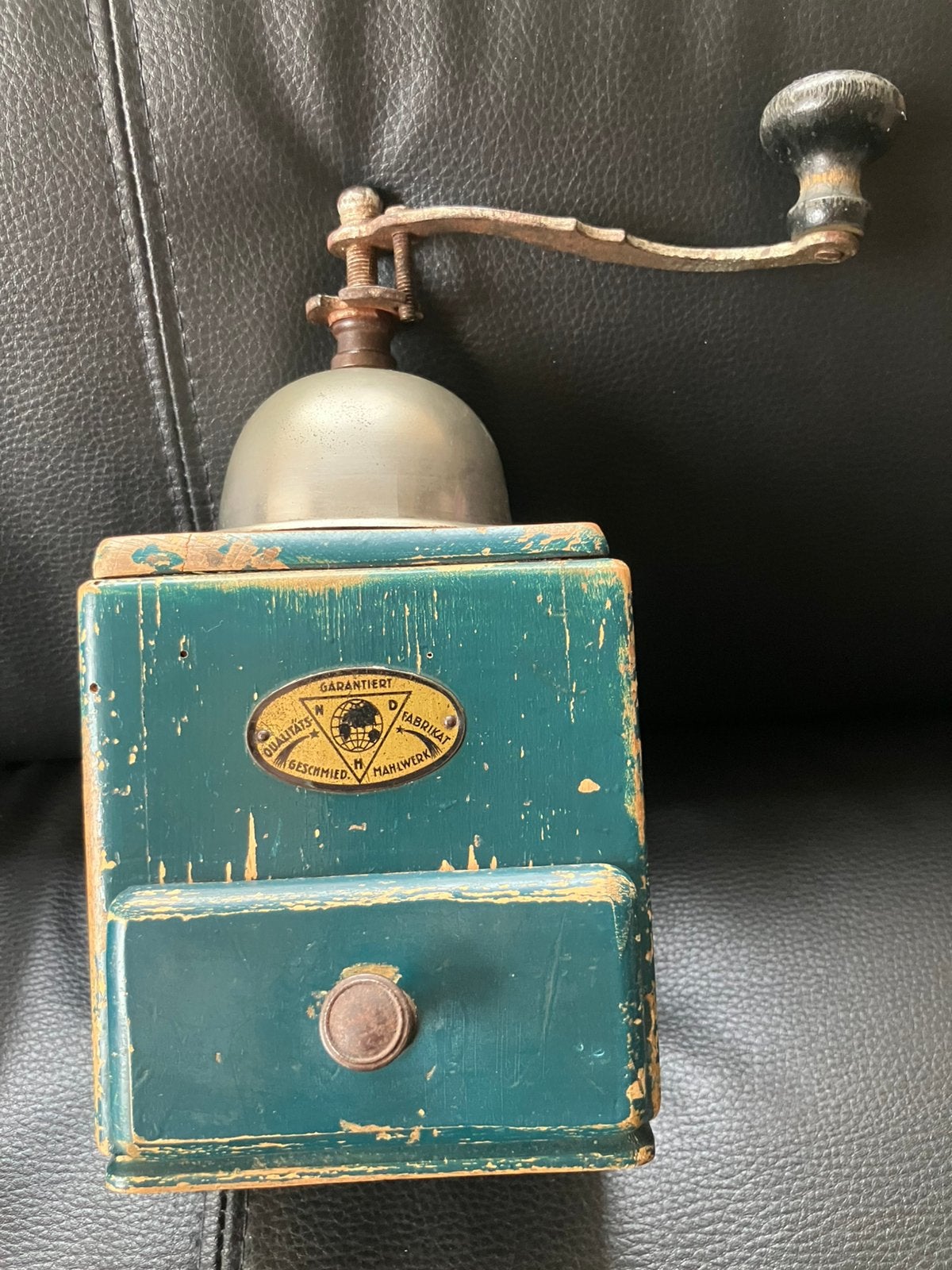 Vintage koffiemolen NDM Weltkügel jaren 20/30, Ophalen of Verzenden