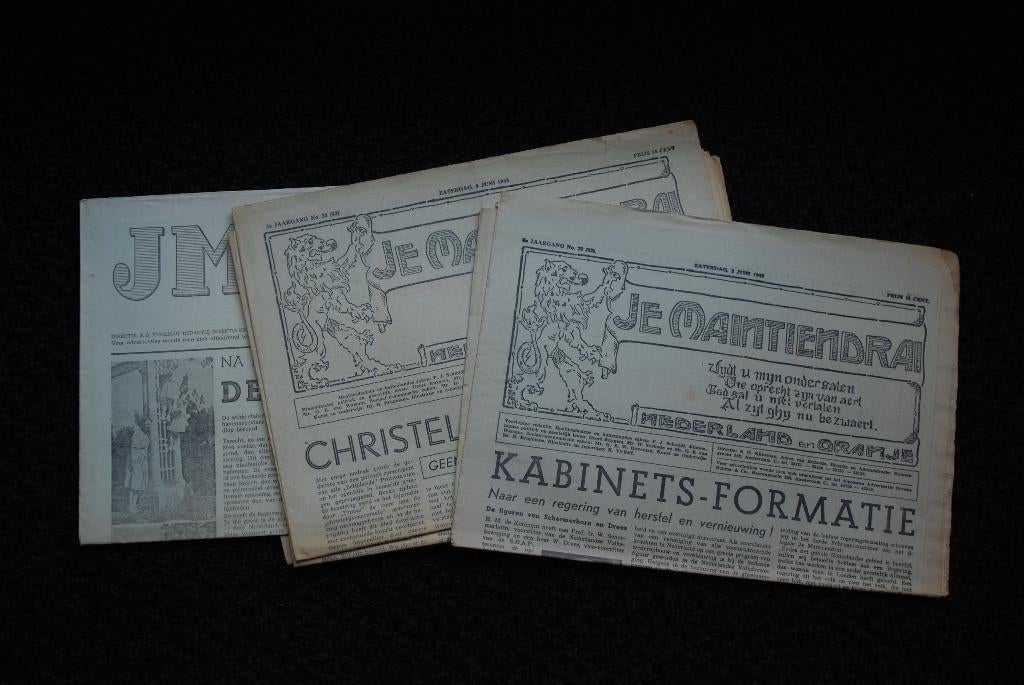 Je Maintiendrai 1945, Verzamelen, Militaria | Tweede Wereldoorlog, Ophalen of Verzenden, Overige soorten, Nederland, Boek of Tijdschrift