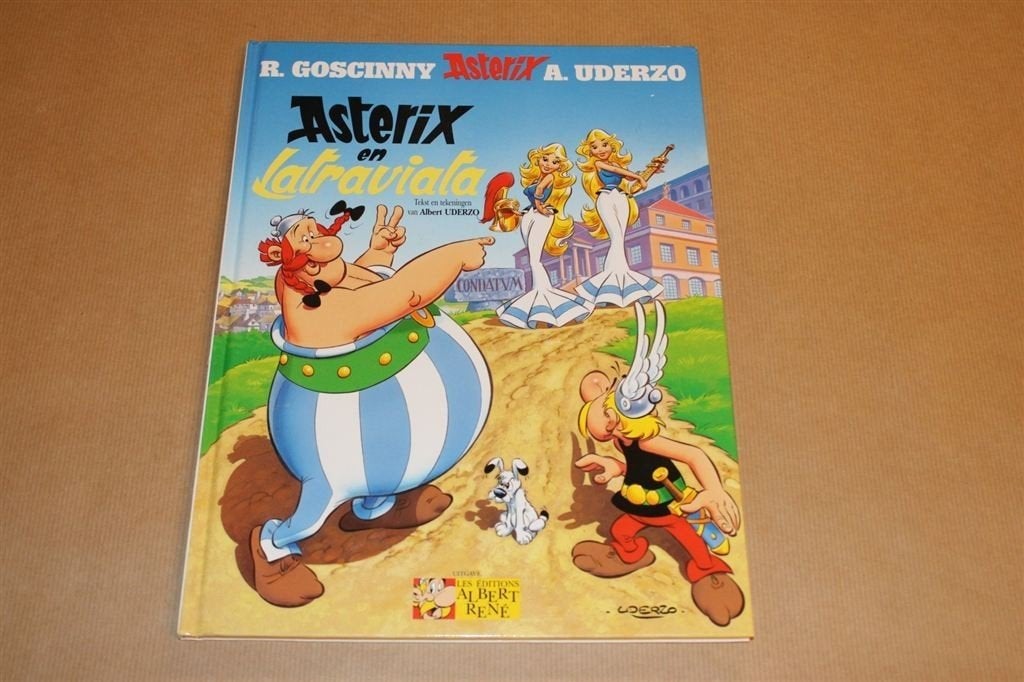 Asterix en Latraviata - Hardcover, Boeken, Eén stripboek, Ophalen of Verzenden, Zo goed als nieuw