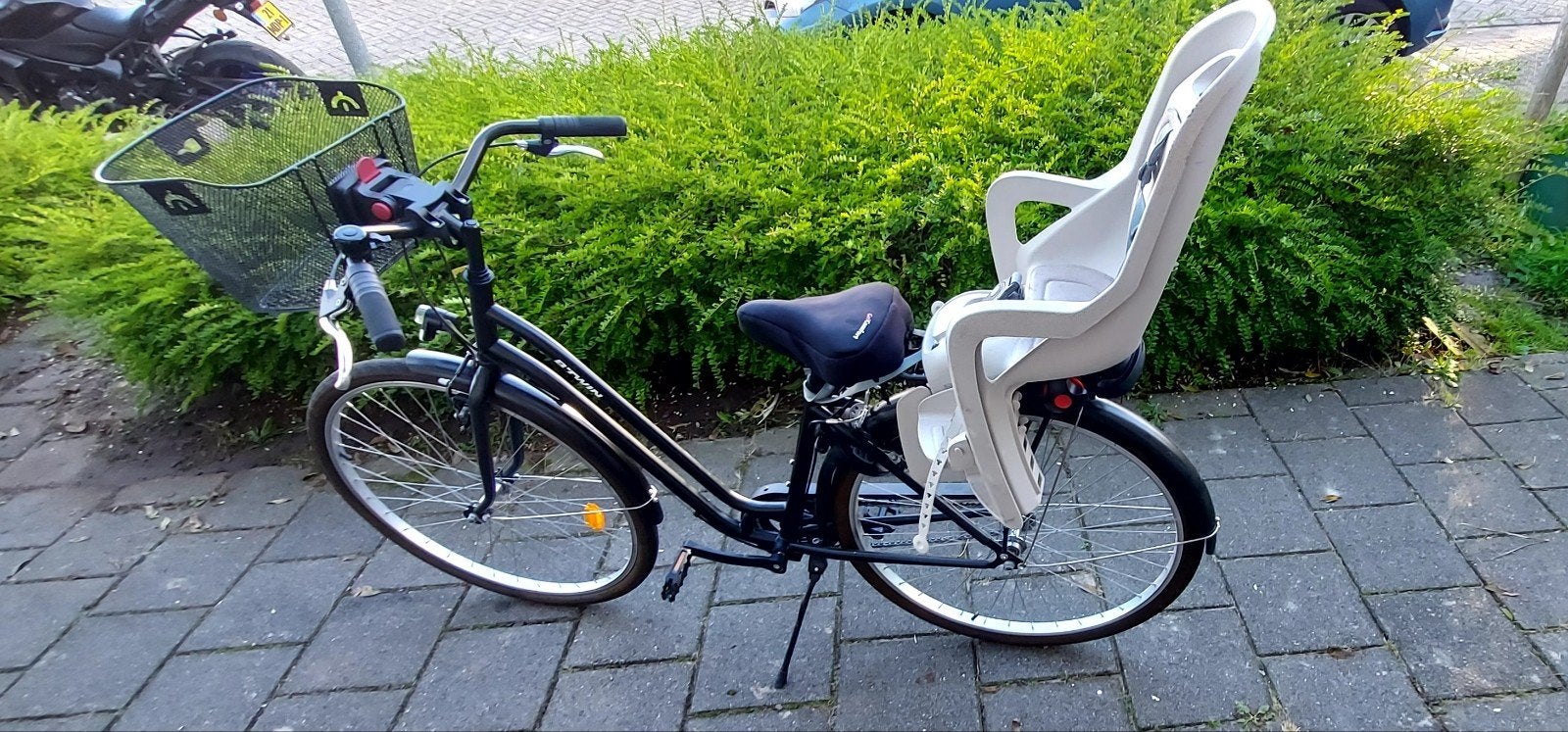 Btwin fiets met kinderzitje, mand en slot, Fietsen en Brommers, Ophalen of Verzenden, Gebruikt, Overige merken