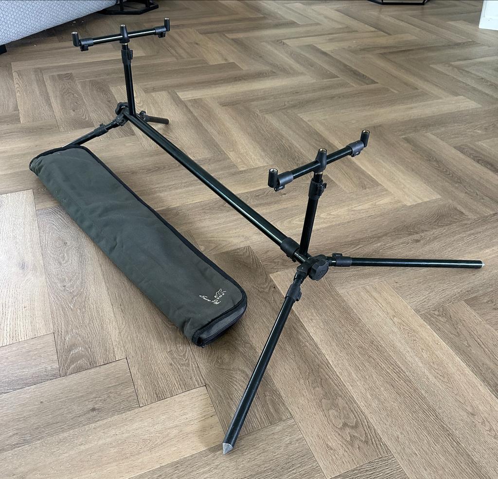 Fox euro rod pod met draagtas, Watersport en Boten, Hengelsport | Karpervissen, Ophalen of Verzenden, Gebruikt