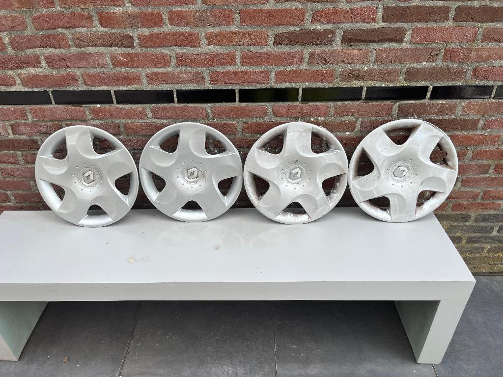 wieldoppen origineel  Renault, Ophalen of Verzenden