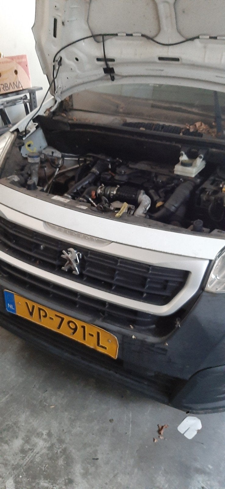 Peugeot Partner 1.6 HDI 66KW 2015, Auto's, Voorwielaandrijving, Euro 5, Stof, Zwart