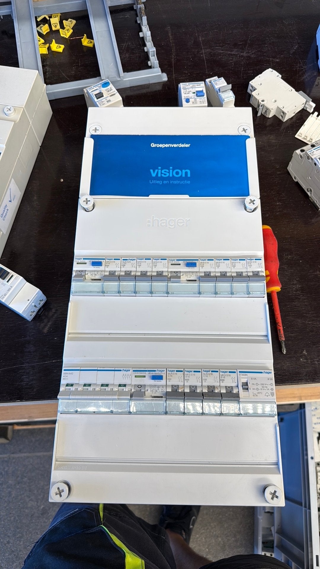 Hager kast 12 groepen 3 fase, Doe-het-zelf en Verbouw, Elektra en Kabels, Ophalen of Verzenden, Gebruikt, Overige typen